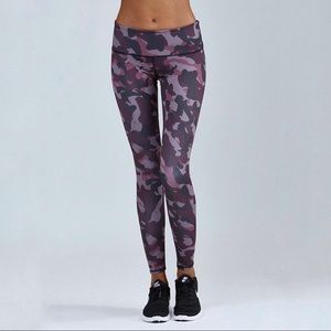 Noli Purple Camo High Waisted Leggings Size Medium